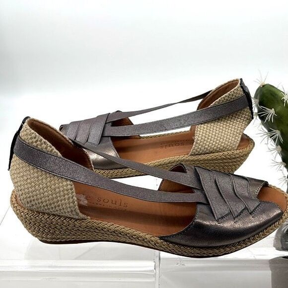 Gentle Souls Luci Sandals Women's 7 Pewter Tan Leather Peep Toe Wedge Espadrille - Picture 1 of 10